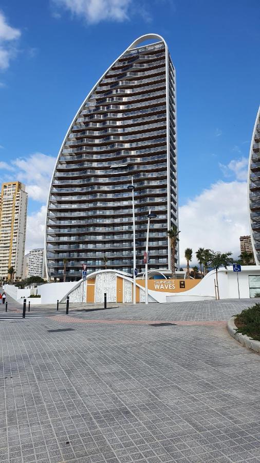 Sunny Morning Of Costa Blanca - Sunset Waves Benidorm Apartment Екстериор снимка